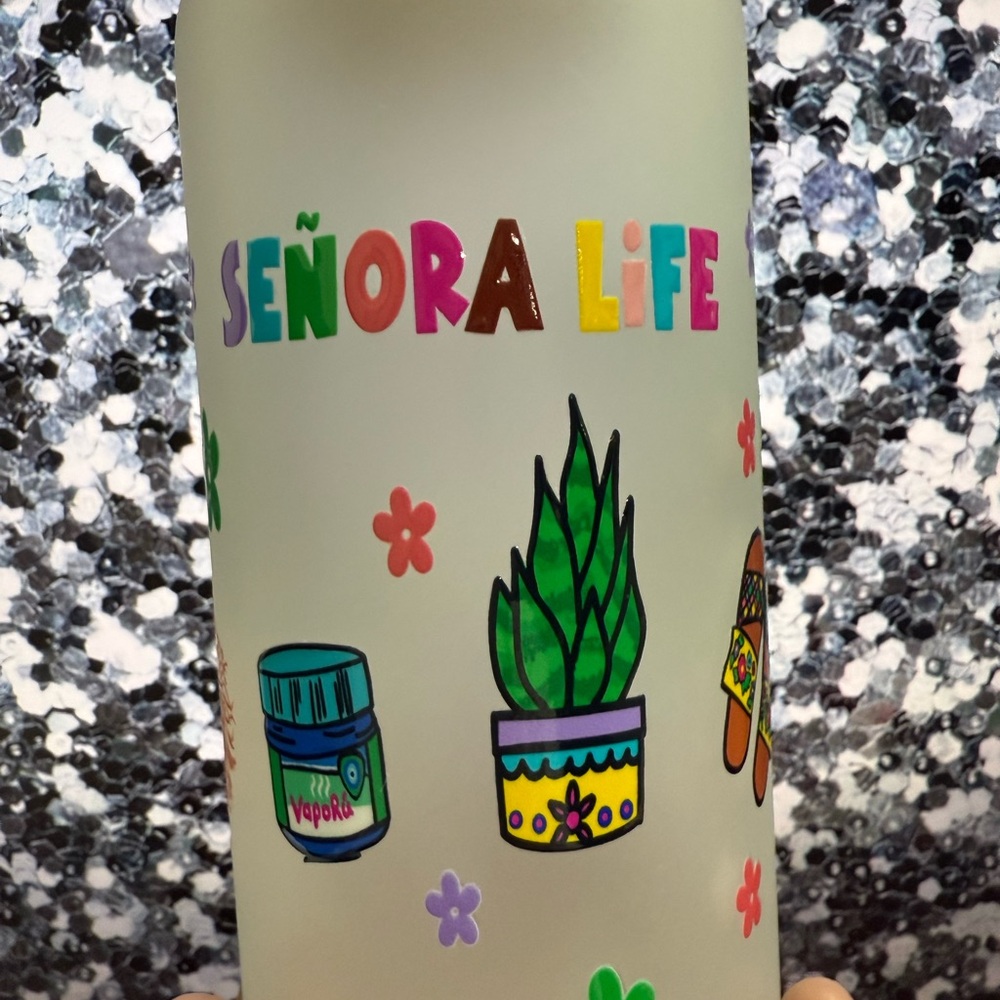 Colorful 'Señora Life' frosted glass cup